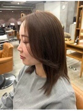 山野愛子美容室 銀座店 韓国×レイヤーカット×秋色(オリーブグレージュ)/20代/30代