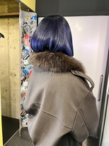 シリー(Silly)&nbsp;ネイビーブルーとボブカット