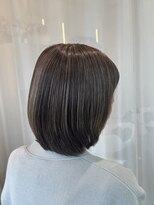 ユウ(Yuu-)&nbsp;白髪が消える！？大人の透け感グレージュボブ