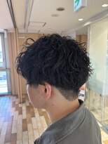 ケンジ 平塚 アネッタ(KENJE annetta)&nbsp;刈り上げマッシュ　なみまきパーマ