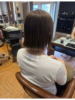 ユニックス イオンレイクタウン店(UNIX)&nbsp;【40代50代】上品グレージュの外ハネミディアムボブ
