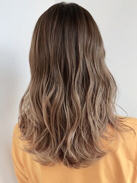 ケーツーナゴヤ(K two NAGOYA) 《K-two栄・矢場町》ゆるふわセミロングのグラデーションカラー