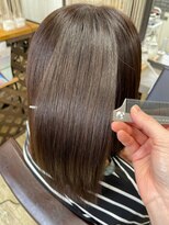 ブルーフィン シセロ(Blue Fin cicero) ブリーチなし20代30代40代ツヤ髪グレージュナチュラルストレート