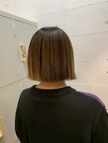 エム(EM)&nbsp;切りっぱなしボブ