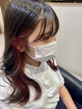 パーミル ヨコハマ(permille Yokohama) さりげないポイントカラーで更にオシャレに!!