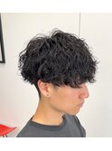 ツイストスパイラルパーマツーブロック刈り上げメンズマッシュ
