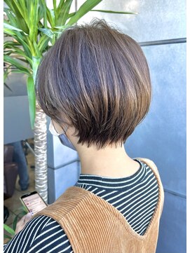 ハピネス クローバー 学園前店(Happiness CLOVER) 大人かわいい☆ショート/小顔/ショートボブ/レイヤー/白髪/前髪