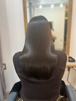 ミント 鳳(Mint.) 20代 30代 40代 ロング 酸性ストレート 薄めバング大人可愛い