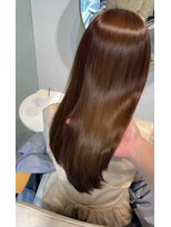 ティア(Tia.)&nbsp;艶髪/地毛風ストレート/髪質改善トリートメント/縮毛矯正