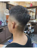 ルピナス 中田(Lupinus) フェザーアップフェードスタイル