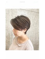 アッタニコ(atta2co)&nbsp;大人ショート　耳掛けショート　くびれショートハンサムショート