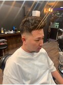 バーバーカットバーバースタイルバリカンスーツ面接就活モテ髪