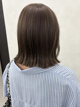 コア(CoRe.gn) 切りっぱなし×グレージュ