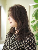 ビュートリアム265(BEAUTRIUM 265)&nbsp;◆ロングレイヤーカット/アッシュベージュ/流し前髪/長め前髪