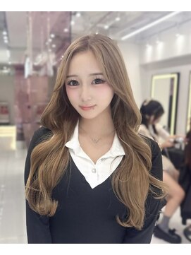 ラルム 新宿(LARME SHINJUKU) 【14トーン】ブリーチ一回で出来るミルクティーベージュ