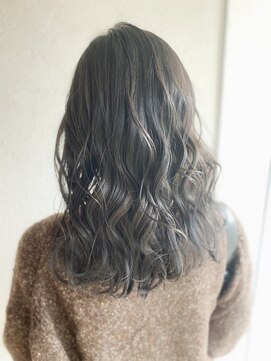 ヘアーリゾート ビッグアップ(hair resort Big up) すれ違う人が振り向かざるおえない透明感全開カラー