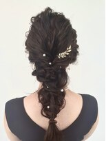 ステア ケース(stair case)&nbsp;品のある華やかアレンジ