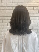 フルミー(fulme.)&nbsp;オリーブグレージュカラー☆大人っぽいミディアムスタイル！