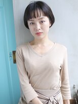 バース(BIRTH)&nbsp;天神【BIRTH】ショコラアッシュ×オン眉耳掛けショート