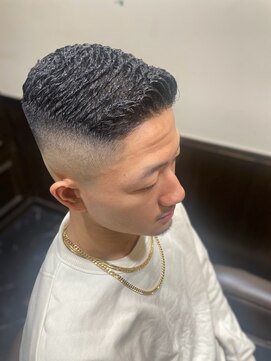 ヒロギンザバーバーショップ 神楽坂店(HIRO GINZA BARBER SHOP) スキンフェード×濡れパン