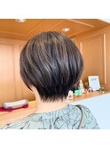 美髪ショートヘア