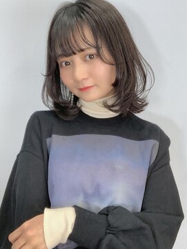 ベル バイ マグ 諏訪店(belle by Mag) 20代30代大人可愛いアッシュベージュくびれボブ耳掛け透明感