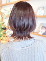 ルエ(rue) 大人可愛い20代30代40代小顔ウルフレイヤーボブ切りっぱなしボブ