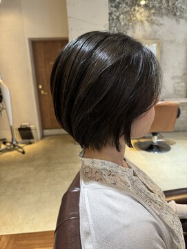 ローレン(LOREN) ナチュラルショートボブ