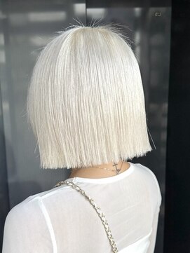 リリー シブヤ(Lilly shibuya) 【Lilly渋谷】#ホワイトブロンド#ホワイトヘア#ケアブリーチ