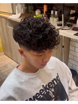 グルーマーズトウキョウ(GROOMER/S TOKYO) スペインカール