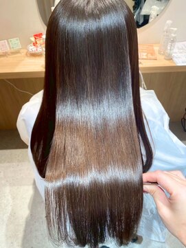 ヘアメディカルサロン 大阪梅田 髪質改善/トリートメント/ストレート/縮毛矯正