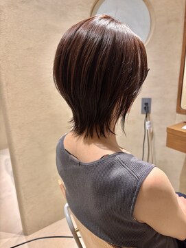 ソウスシア(SOURCE cia) 大人くびれショートレイヤー【佐藤和弥】