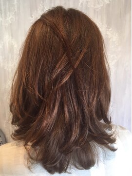 ビーズ(Bee's) 女性らしい色味で☆