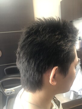 ヘアースペース シャイニング(HairSpace Shining) SHINING アップバングfeatherショート