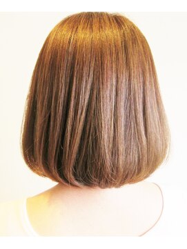 ヘアリゾートハピネス 涼しげなナチュラルＢＯＢ