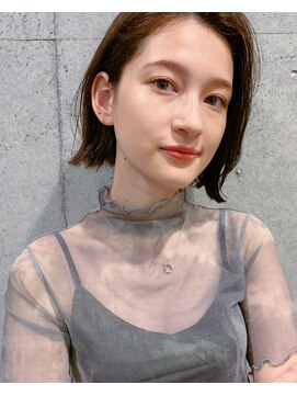 グッデイ ヘアー(GOOD DAY HAIR) 前髪が大人かわいい フリンジウェーブの ココアブラウン カラー