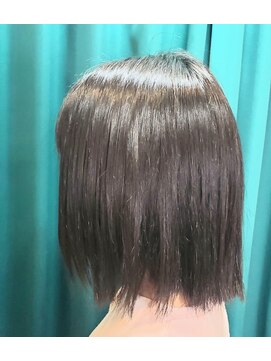 シーズ美容室(She's) シャギーボブ