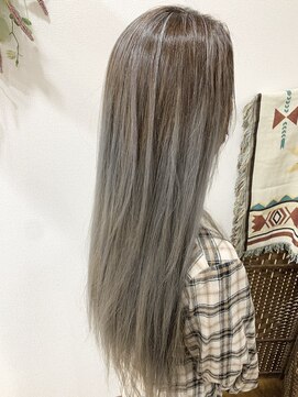 ヘア ライフ セリス(hair life Celis) グレーアッシュ