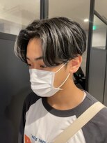 アンダーバーホワイト(_WHITE)&nbsp;センターパート　ハイライト