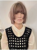 柔かツートン重めボブ×顔周りカット