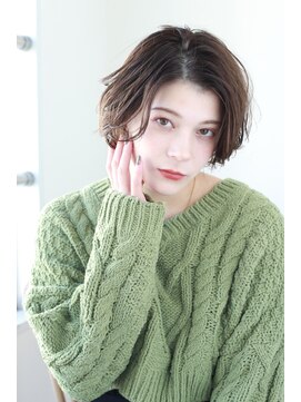 エクリボンヌ(equri bonne) 小顔ショート