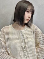 アイユー(ii+U)&nbsp;ぱっつん前髪　アッシュブラック　ネイビーグレー