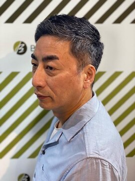 バーバーバー 四谷(BARBER-BAR) ワンセクションアップバンクショート