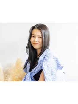 ナチュラルで艶のある仕上がりを実現する地毛風ストレート♪酸性縮毛矯正でダメージレスな施術ができる◎