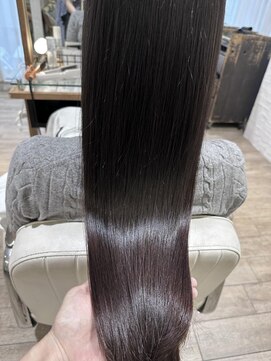 ネオリーブ チロル 横浜西口店(Neolive CiroL.) ロングのメンテナンス　髪質改善トリートメント