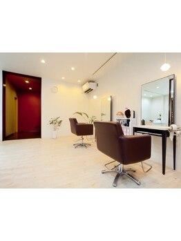 【大府市】最初から最後まで一人の美容師が担当し、お客様一人一人に寄り添った提案をいたします◎