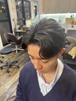 クラウドヘアー CLOUD HAIR&nbsp;韓国風ニュアンスくせ毛カットセンターパートパーマ