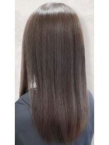 ユキオ ダル(Yukio Dal)&nbsp;艶感♪髪質改善カラー大人可愛いグレージュ20代30代40代