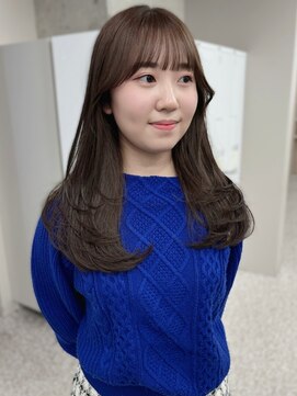 イロウ 天神大名店(IROW) ダークブラウン ローレイヤー 顔周りカット 美髪 透明感カラー