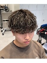 オーシャントーキョー 仙台(OCEAN TOKYO)&nbsp;ハイライト波巻きマッシュ刈り上げ